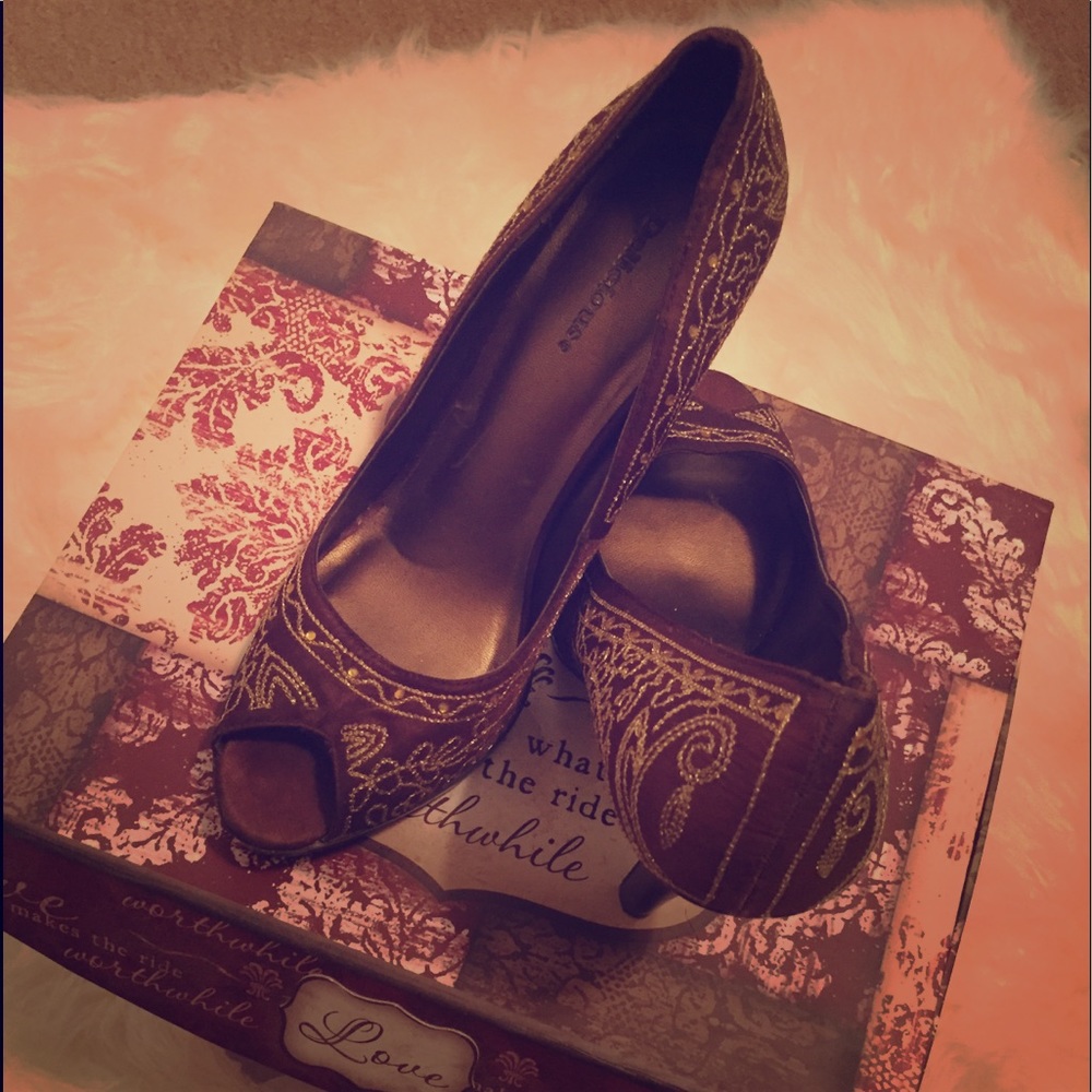 Brown heels with small diamonds!